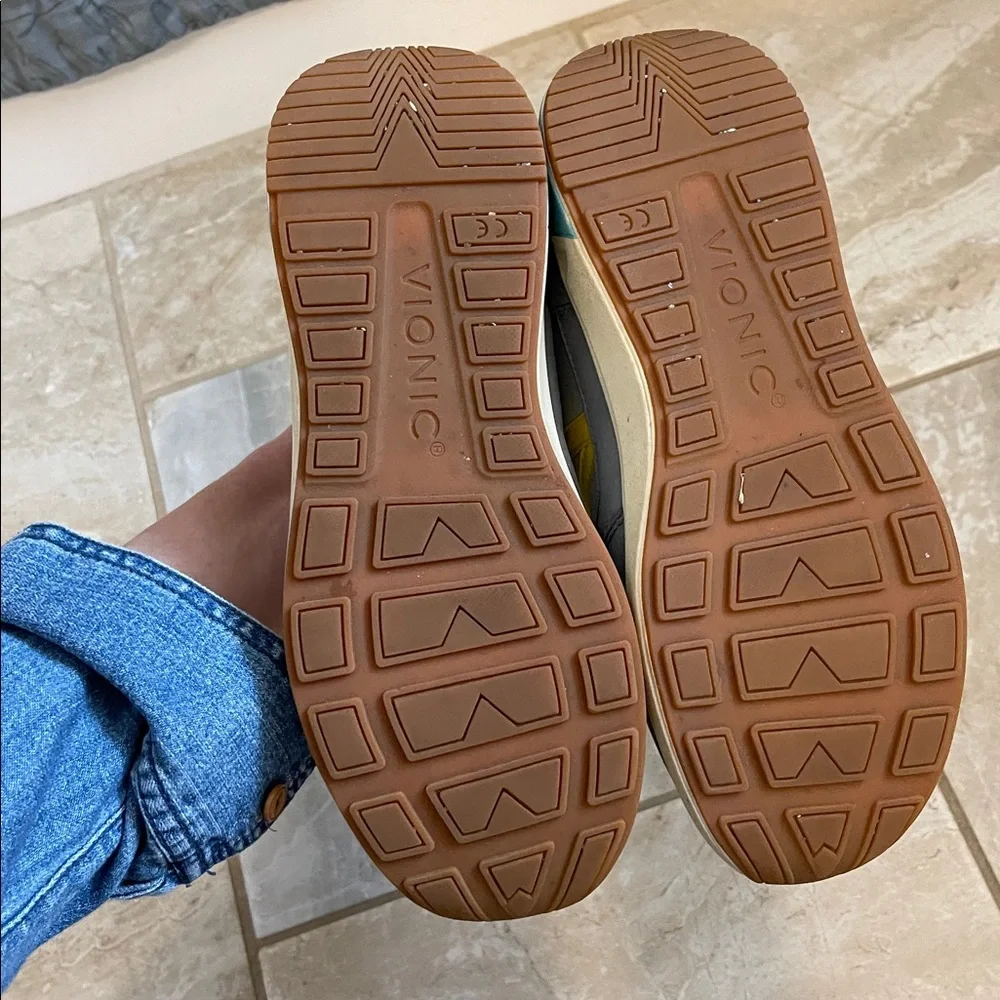 Vionic Rechelle Shoes Light Grey 6.5